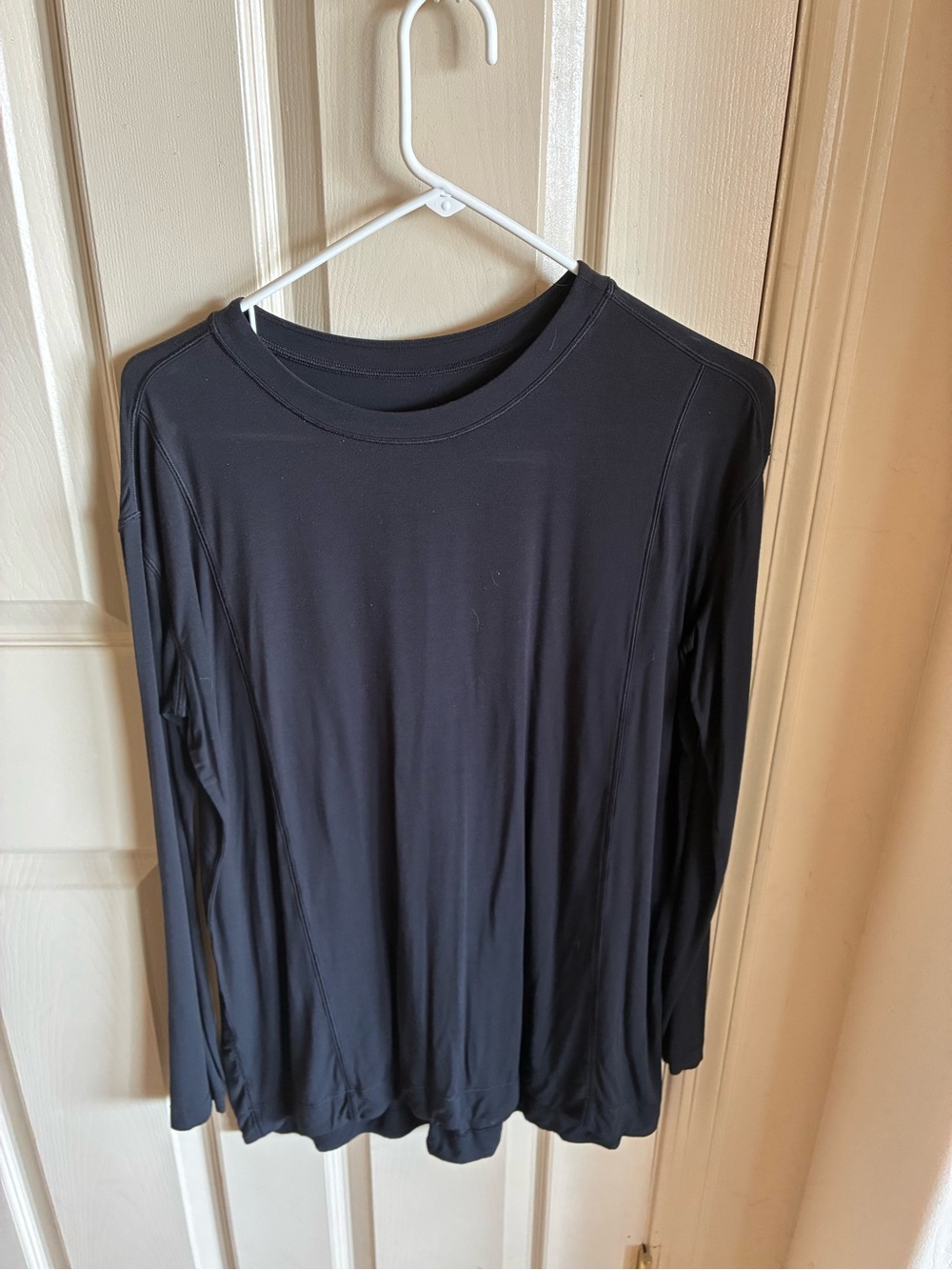 Lululemon Long Sleeve Women's Black Top